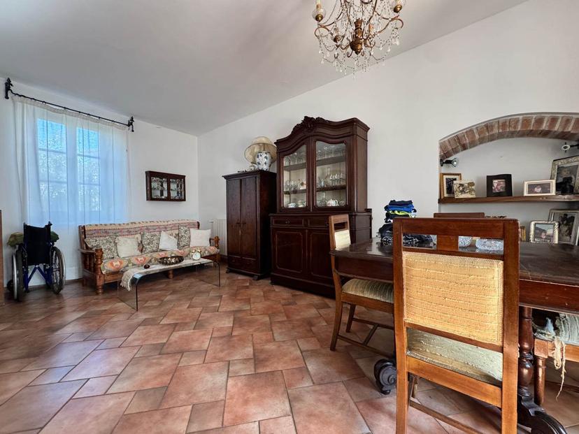 Villa in Isola, Luni