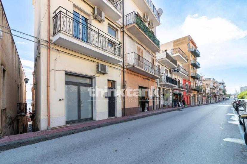 Villa in Via Vittorio Emanuele Snc, Giardini-Naxos — foto 2 di 5