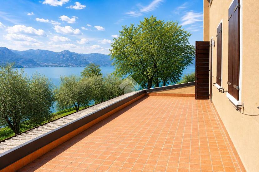 Villa in Via Mazurine, Torri del Benaco