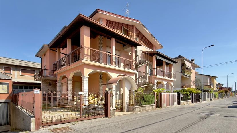 Trilocale in Via N. Bixio 5, Borgosatollo — foto 4 di 5