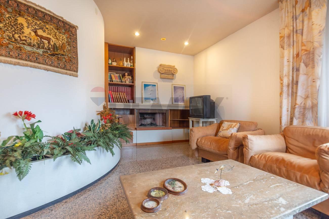 Villa in Contrada Costa Cola 61, Bucchianico