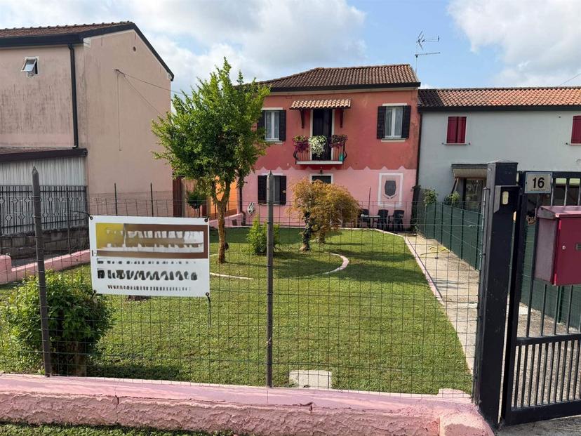 Villa bifamiliare in Via Papa Giovanni XXIII, Cavarzere — foto 3 di 5