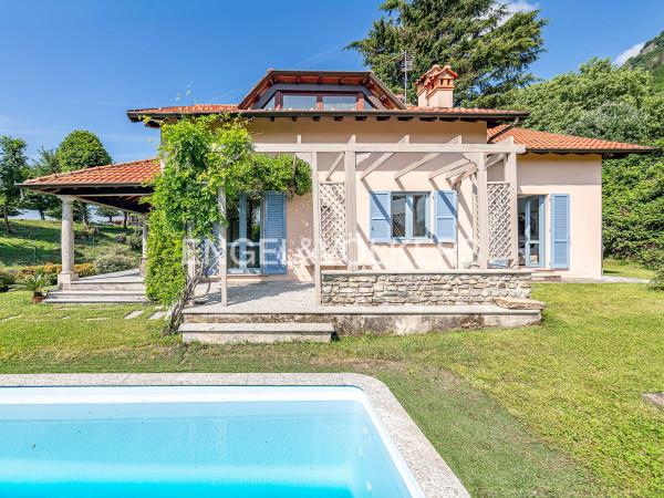 Villa in Via Ca' Piria, Caslino d'Erba