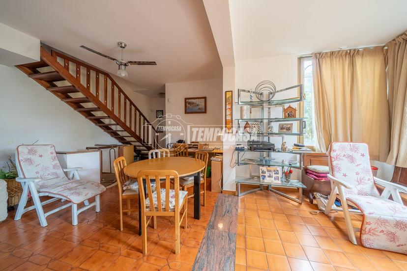 Villa a schiera in Piazzale dello Stadio, Santa Marinella — foto 3 di 5
