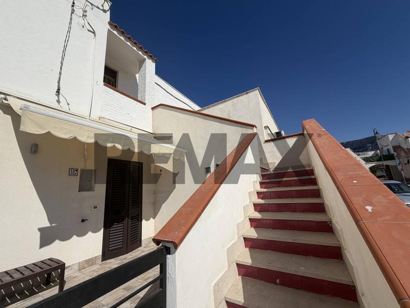Casa indipendente in Piazza del Mediterraneo 16, Terrasini — foto 4 di 5