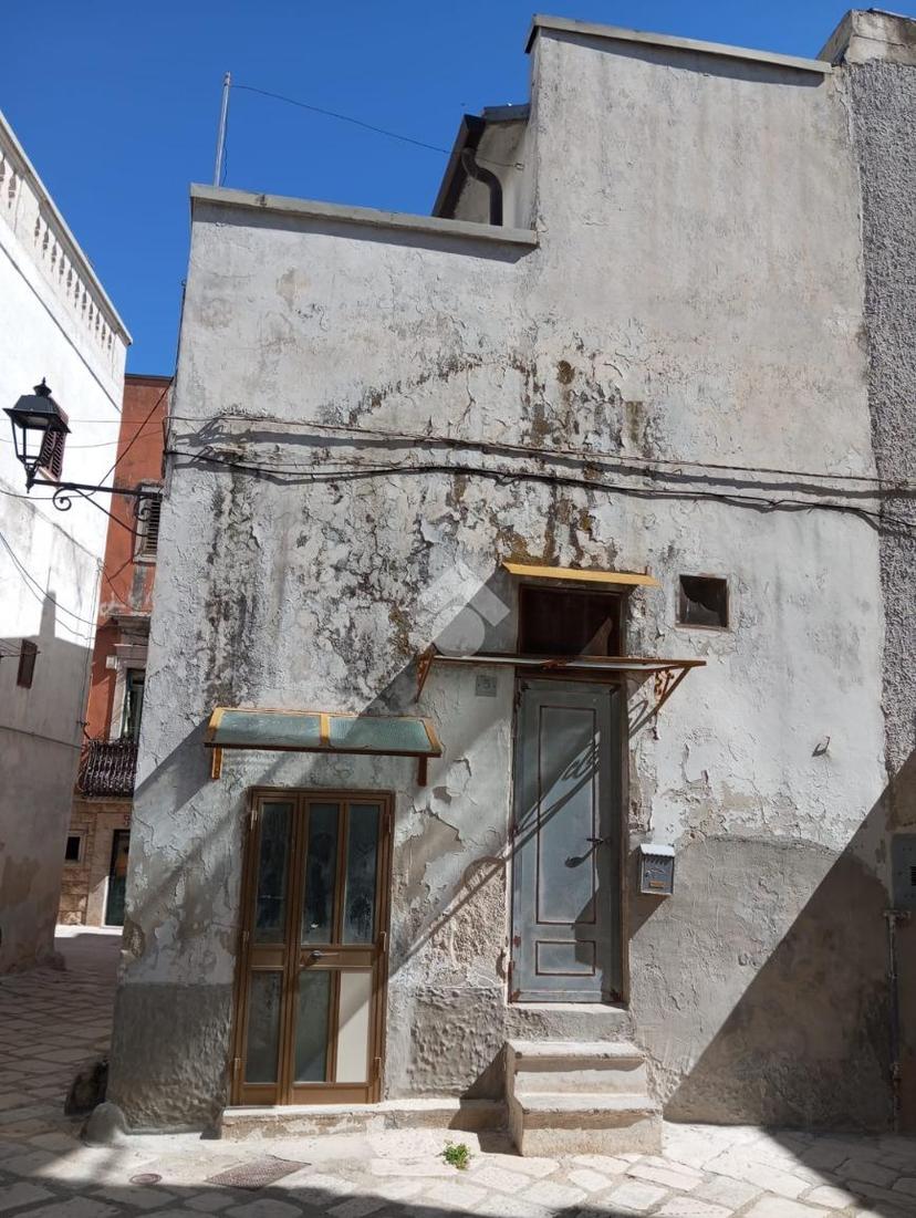 Casa indipendente in Via Giulio Cesare 5, Cassano delle Murge