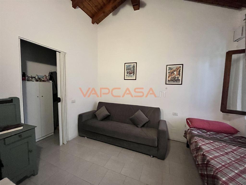 Bilocale in Via Giuseppe Mazzini, Romano di Lombardia