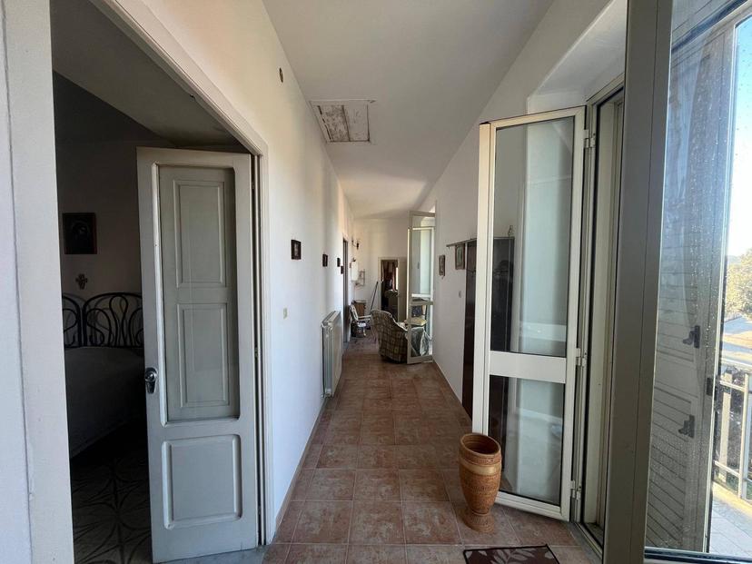 Casa indipendente in Via Maiorano Dragoni 1, Liberi — foto 5 di 5