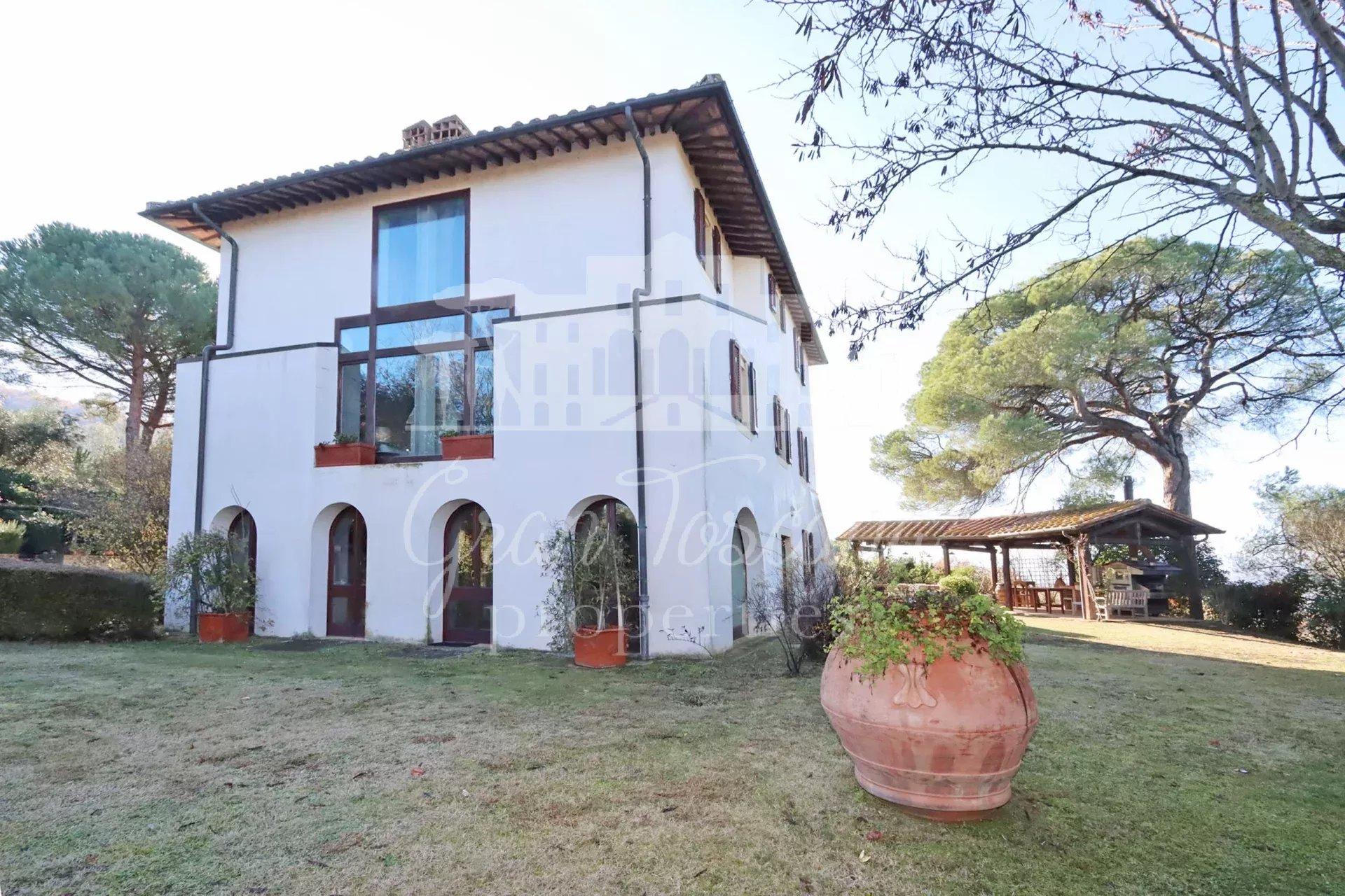Cascina, Paciano