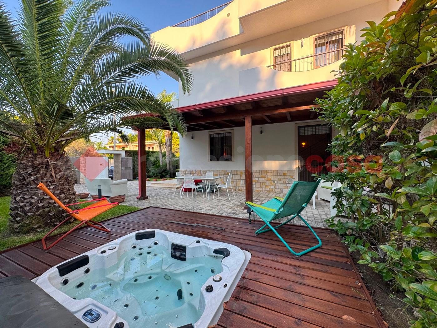 Villa in Via del Fattizzone 6, Pulsano