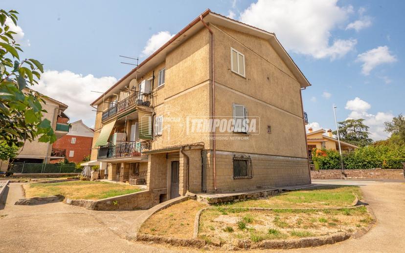 Trilocale in Via dei Tulipani, Anguillara Sabazia — foto 2 di 5