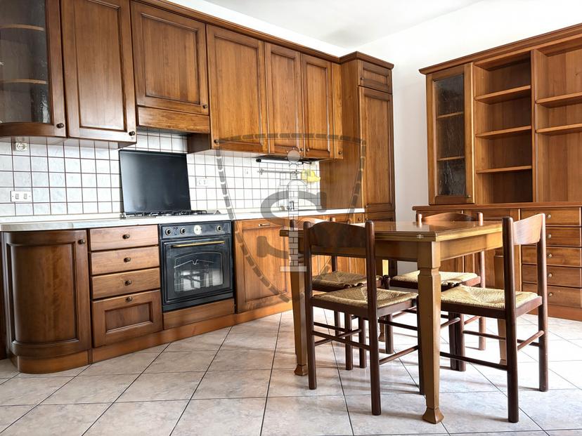 Bilocale in Via Ippolito Nievo, 26, Romano d'Ezzelino — foto 3 di 5