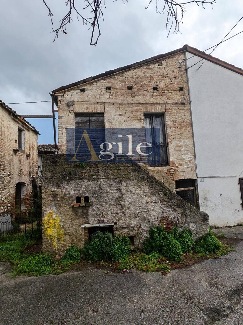 Trilocale in Via Cilio 12, Sant'Egidio alla Vibrata — foto 3 di 5