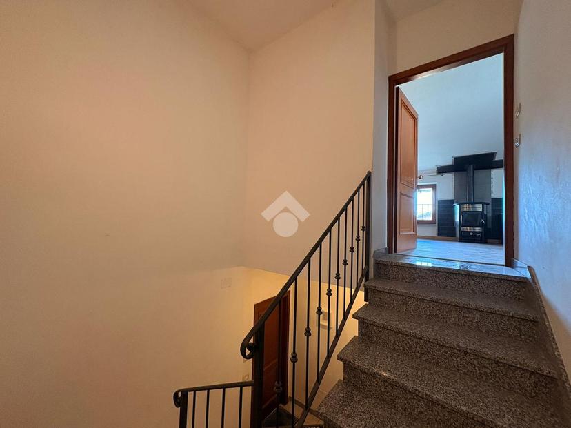 Appartamento in Via Giosuè Carducci 18, Sigillo — foto 4 di 5