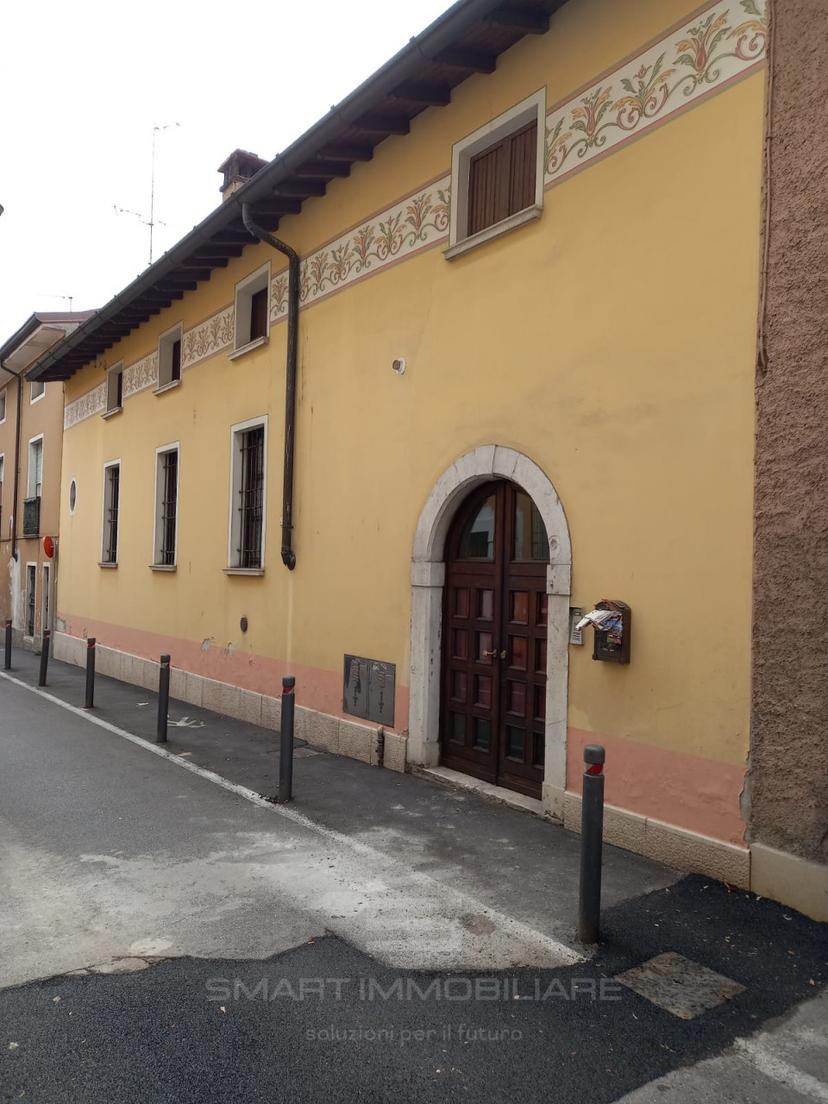 Appartamento in Via Barzoni, Lonato del Garda — foto 2 di 3