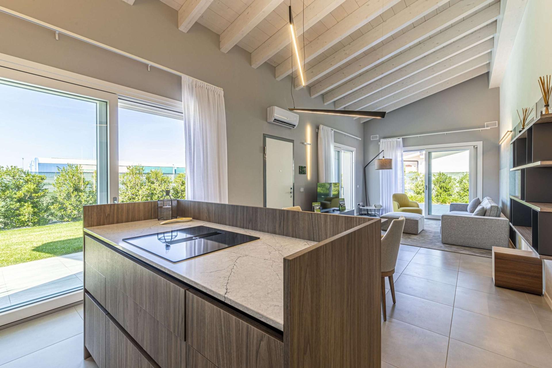 Villa unifamiliare in Via dell'Olmo, Lonato del Garda