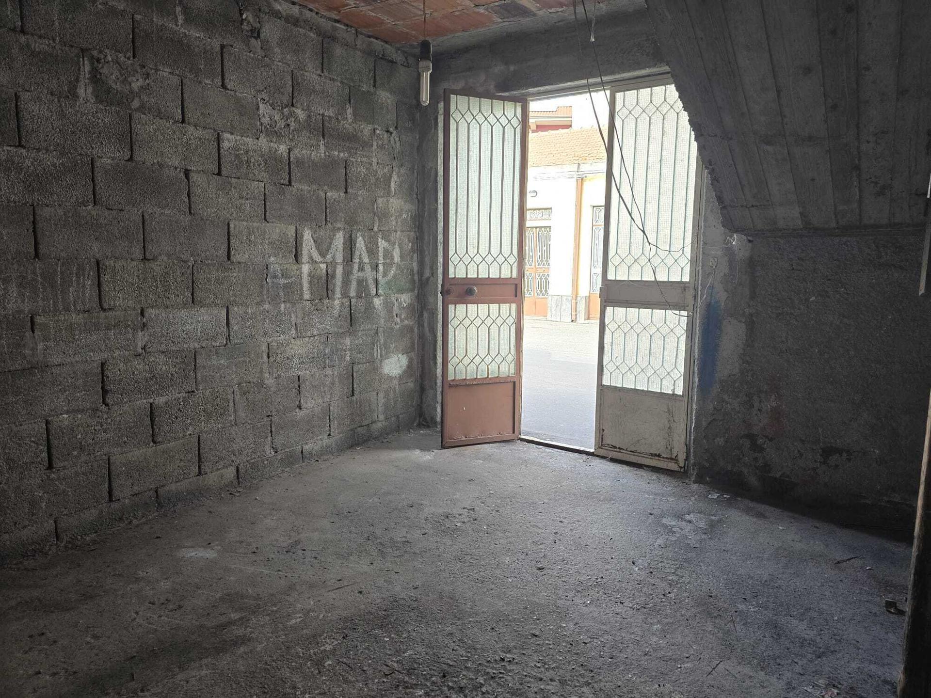 Casa indipendente in Via Salvatore Quasimodo 2, Belpasso