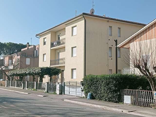 Quadrilocale, Macerata