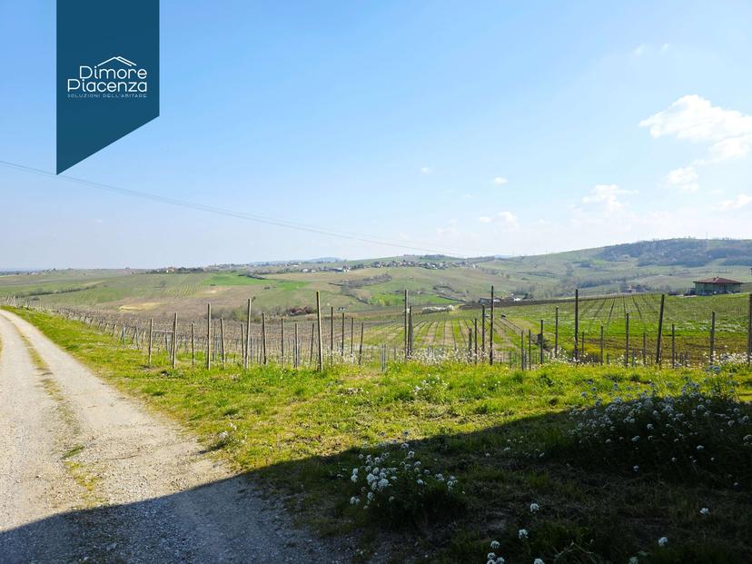 Villa unifamiliare in Località Montecucco 225, Ziano Piacentino — foto 3 di 5