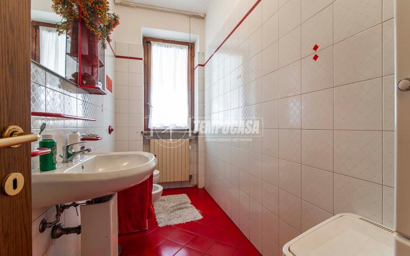 Villa a schiera in Viale Europa 68/B, Gorla Maggiore — foto 5 di 5