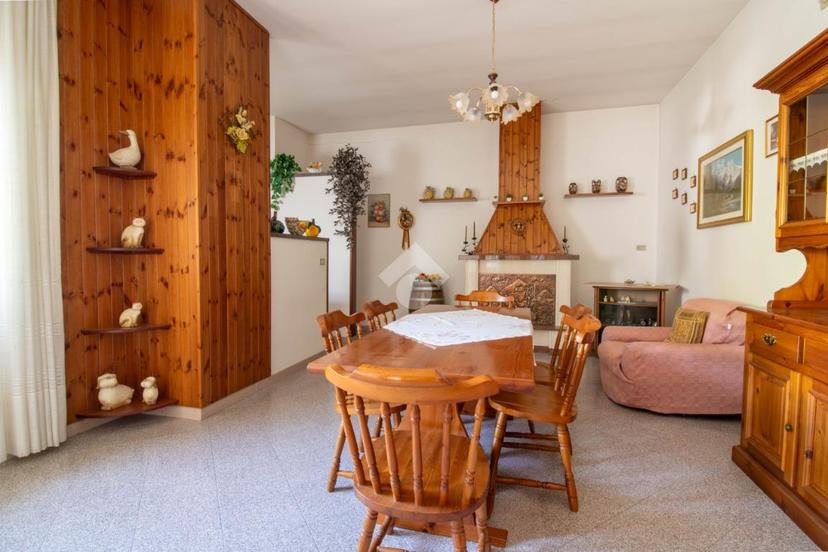 Casa indipendente in Via della Stazione, Roseto degli Abruzzi — foto 5 di 5