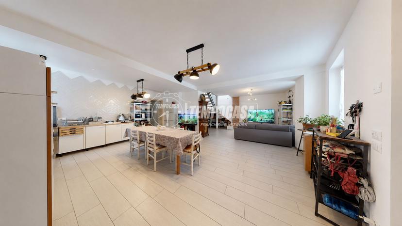Casa indipendente in Via Roma 66, La Morra — foto 2 di 5