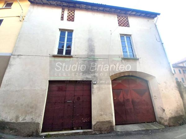 Terratetto unifamiliare in Piazza Umberto I, Besana in Brianza — foto 4 di 5