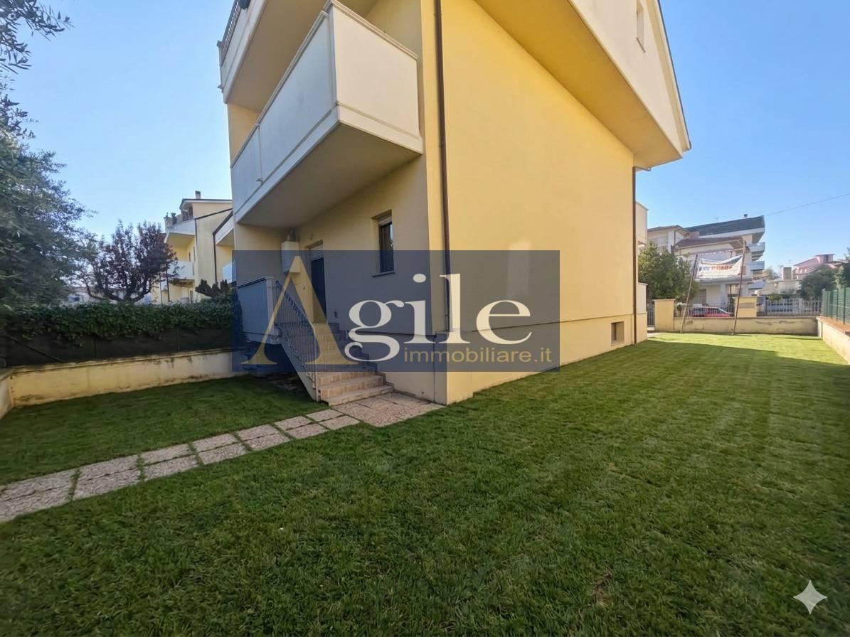 Villa a schiera in Via Garibaldi, Sant'Egidio alla Vibrata