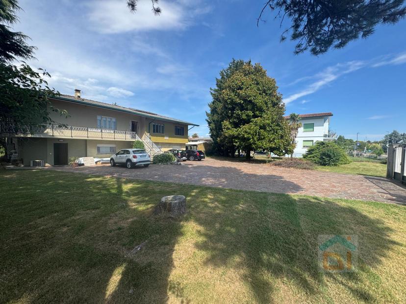 Casa indipendente in Via Montello 110, Visco