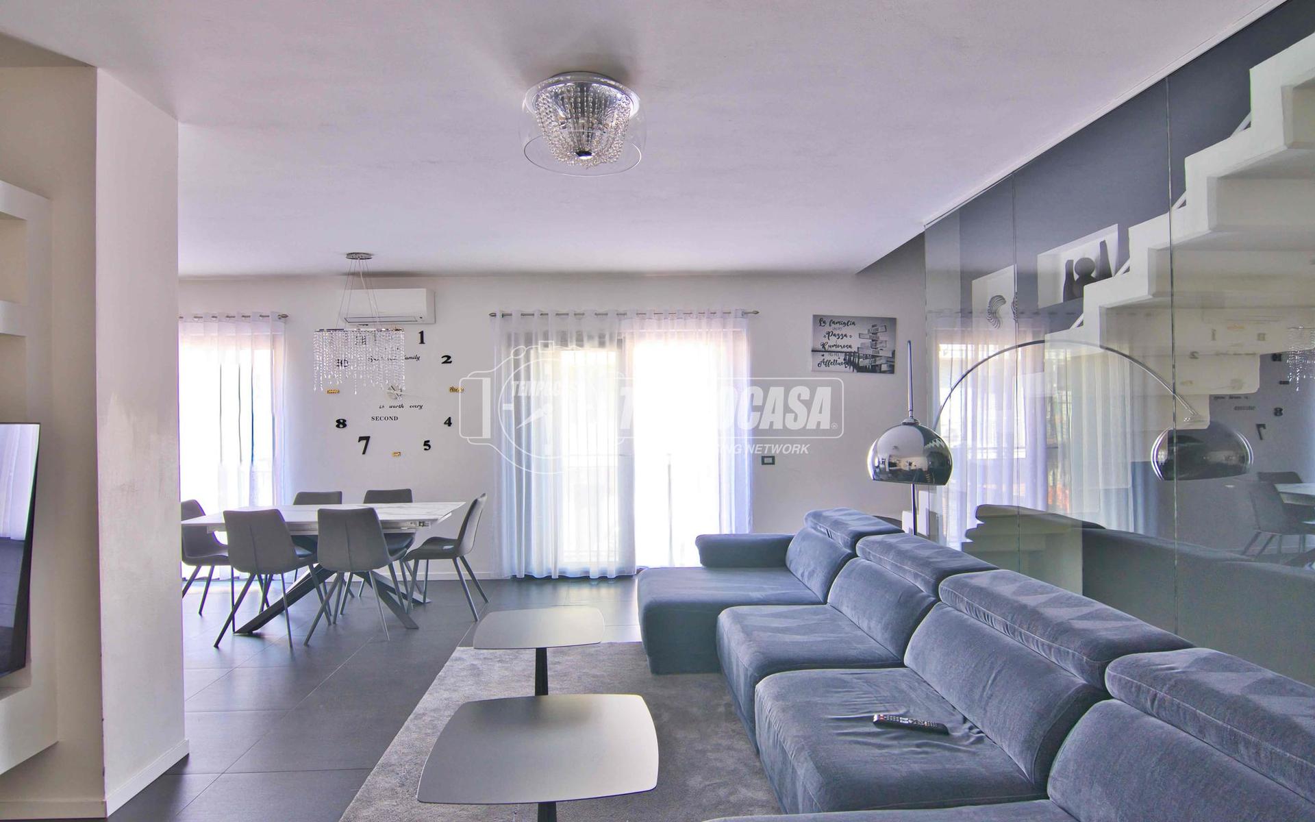 Casa indipendente, Romentino