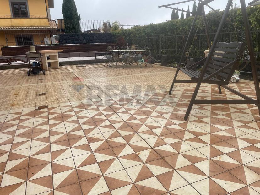 Villa in Via Vittorio Alfieri, Nicolosi — foto 4 di 5