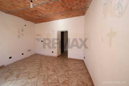Casa indipendente in Via Notaio Landorno 10, Palazzo Canavese
