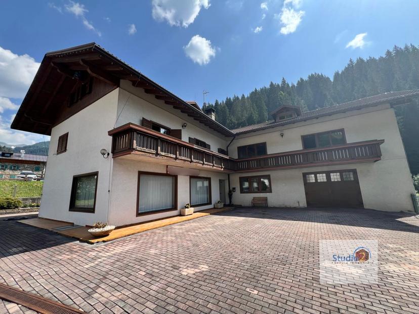Casa indipendente in Via Caduti di Cima Vallona 4, Comelico Superiore