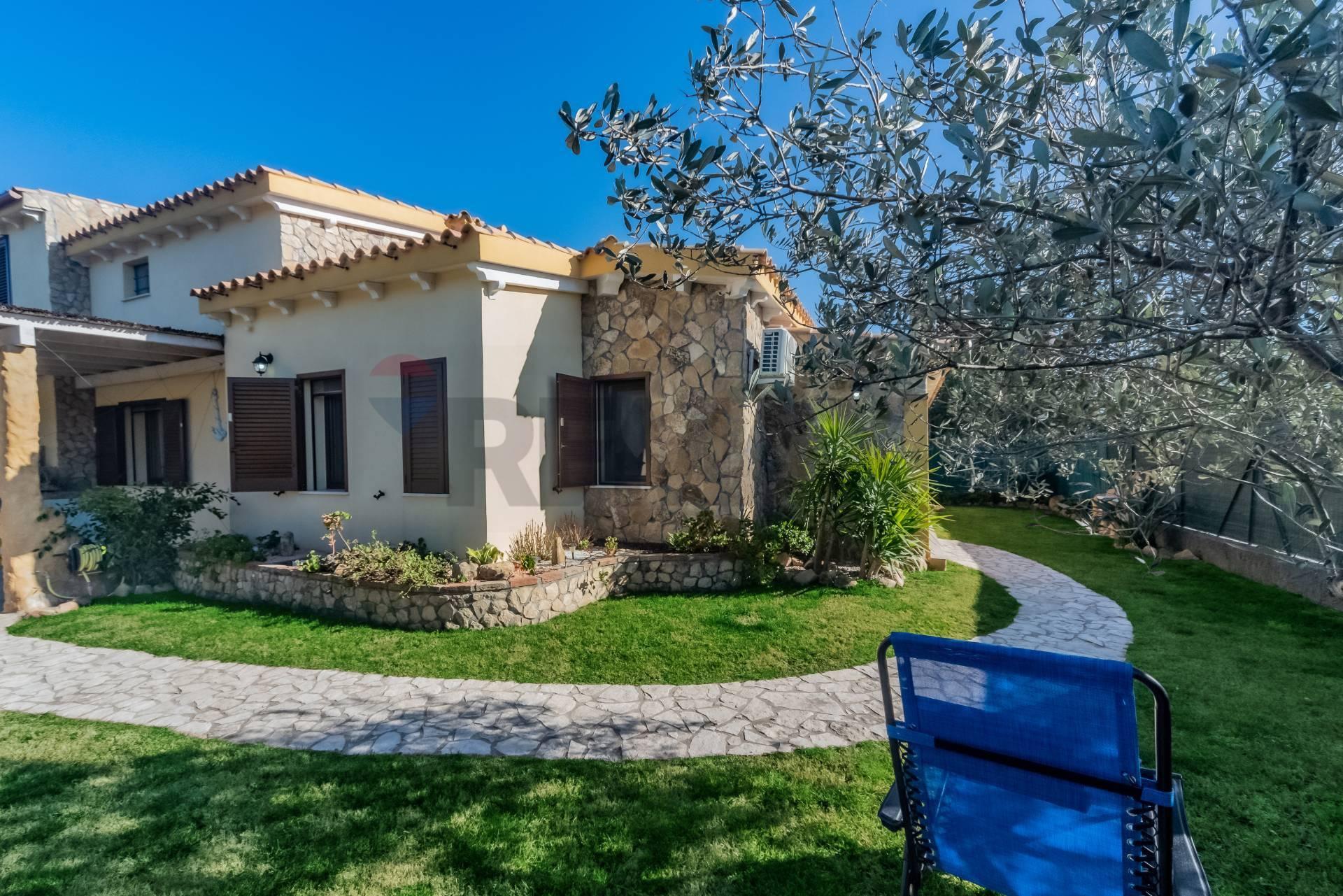 Villa in Via Coros 14, Castiadas