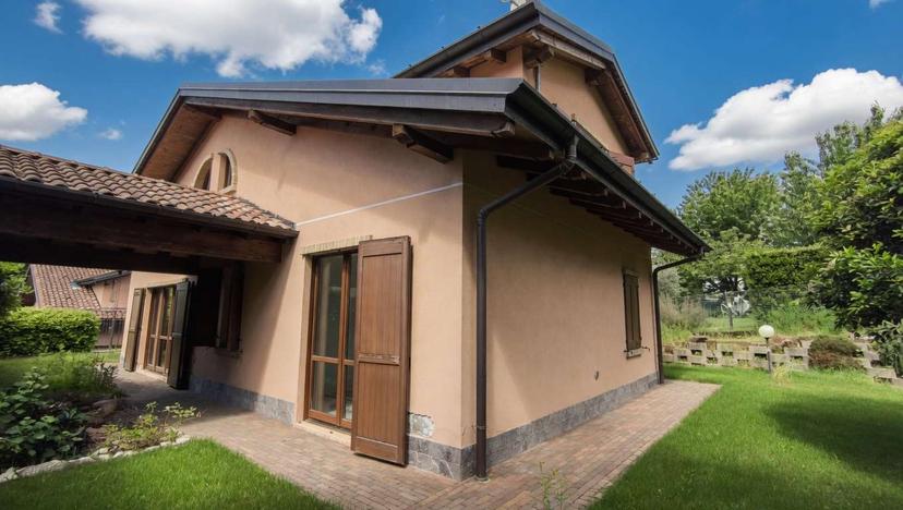 Villa unifamiliare in Via Brugnoni  30, Besozzo — foto 4 di 5