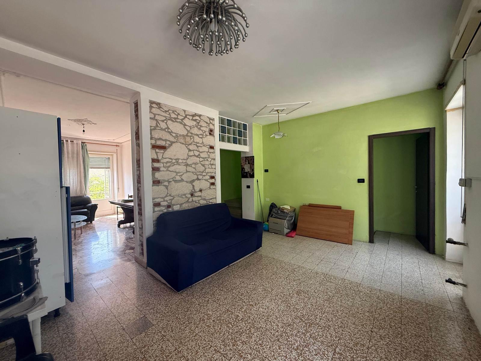 Villa a schiera in Via Roma, Castelgomberto