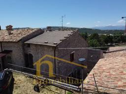 Casa indipendente in Via De Contra 25, Santo Stefano di Sessanio