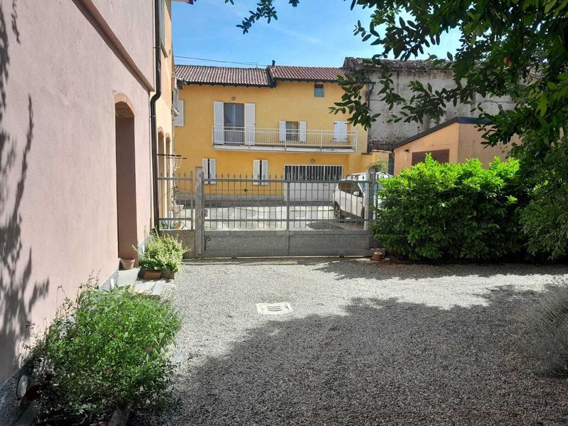 Villa bifamiliare in Via Roma, Pianengo — foto 5 di 5
