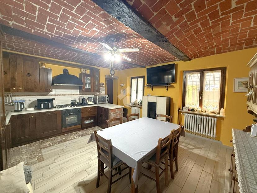 Casa indipendente in Via Isolabella 21, Poirino — foto 3 di 5