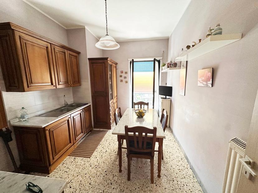 Quadrilocale in Via Quattro Giornate di Napoli 47, Civita Castellana — foto 3 di 5