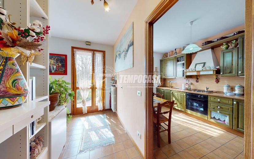 Appartamento in Via Massimo d'Azeglio 76, Novellara — foto 3 di 5