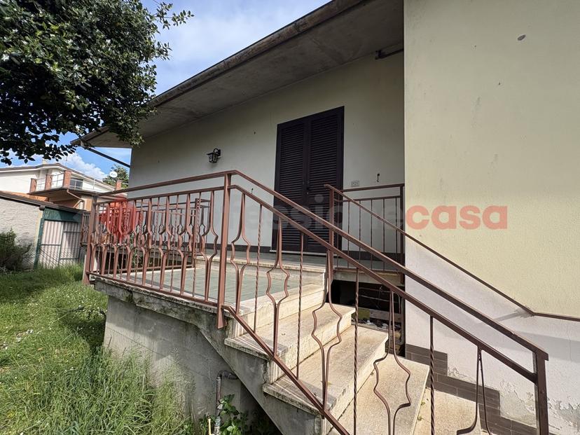 Villa in Via Colombaia 11, Barga — foto 4 di 5
