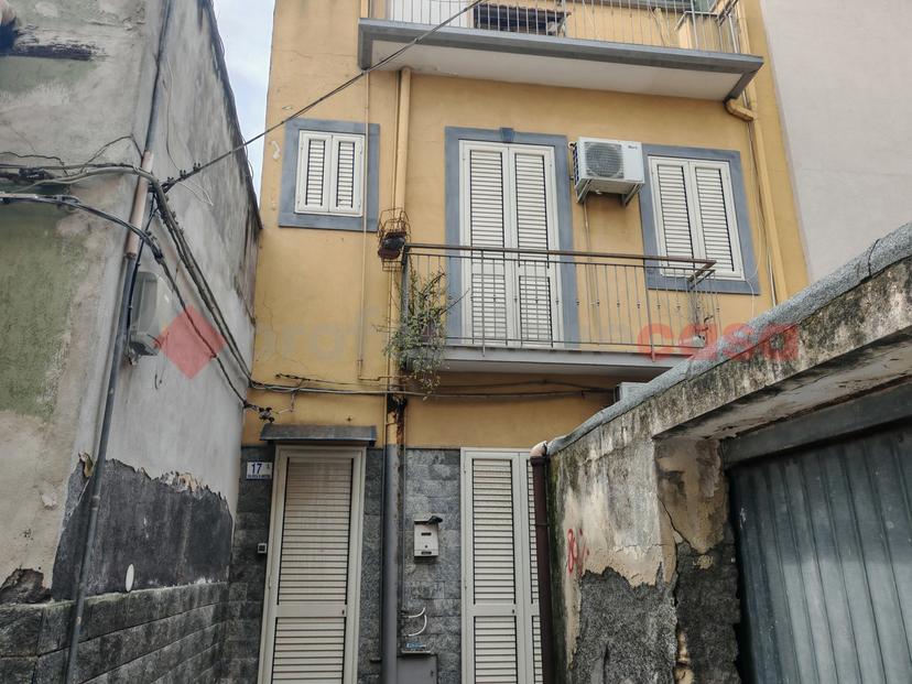 Casa indipendente in Tenente Platania 51, Motta Sant'Anastasia — foto 2 di 5