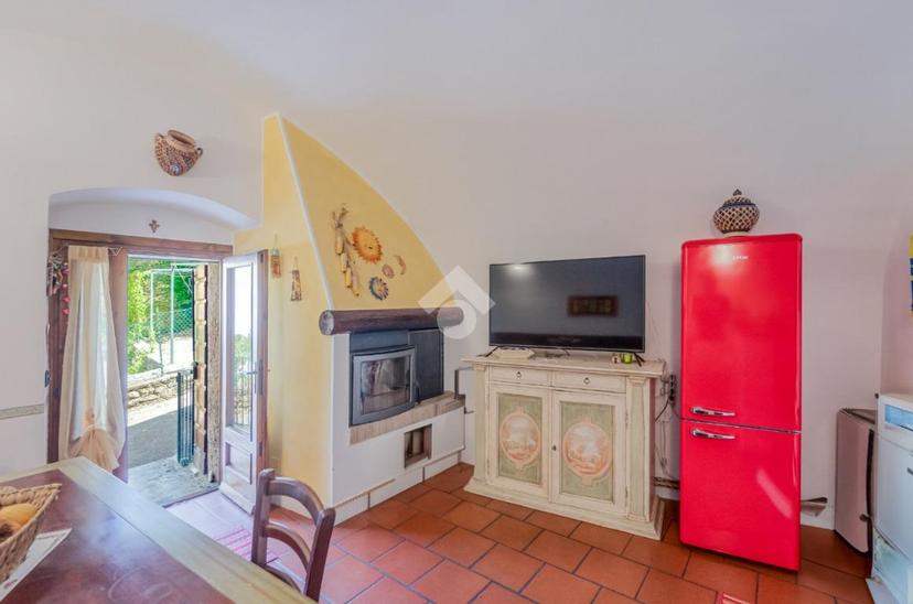 Casa indipendente in Contrada Cà Schena 47, San Zeno di Montagna — foto 3 di 5