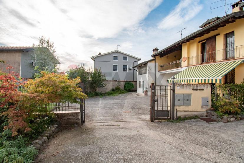Casa indipendente in Piazza Ippolito Calini 23, Mairano — foto 5 di 5