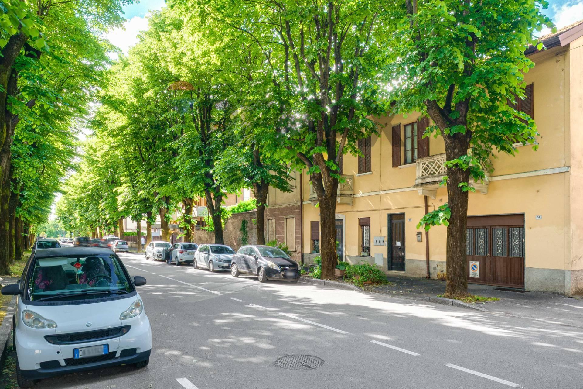 Casa indipendente in Via Varese 54, Busto Arsizio