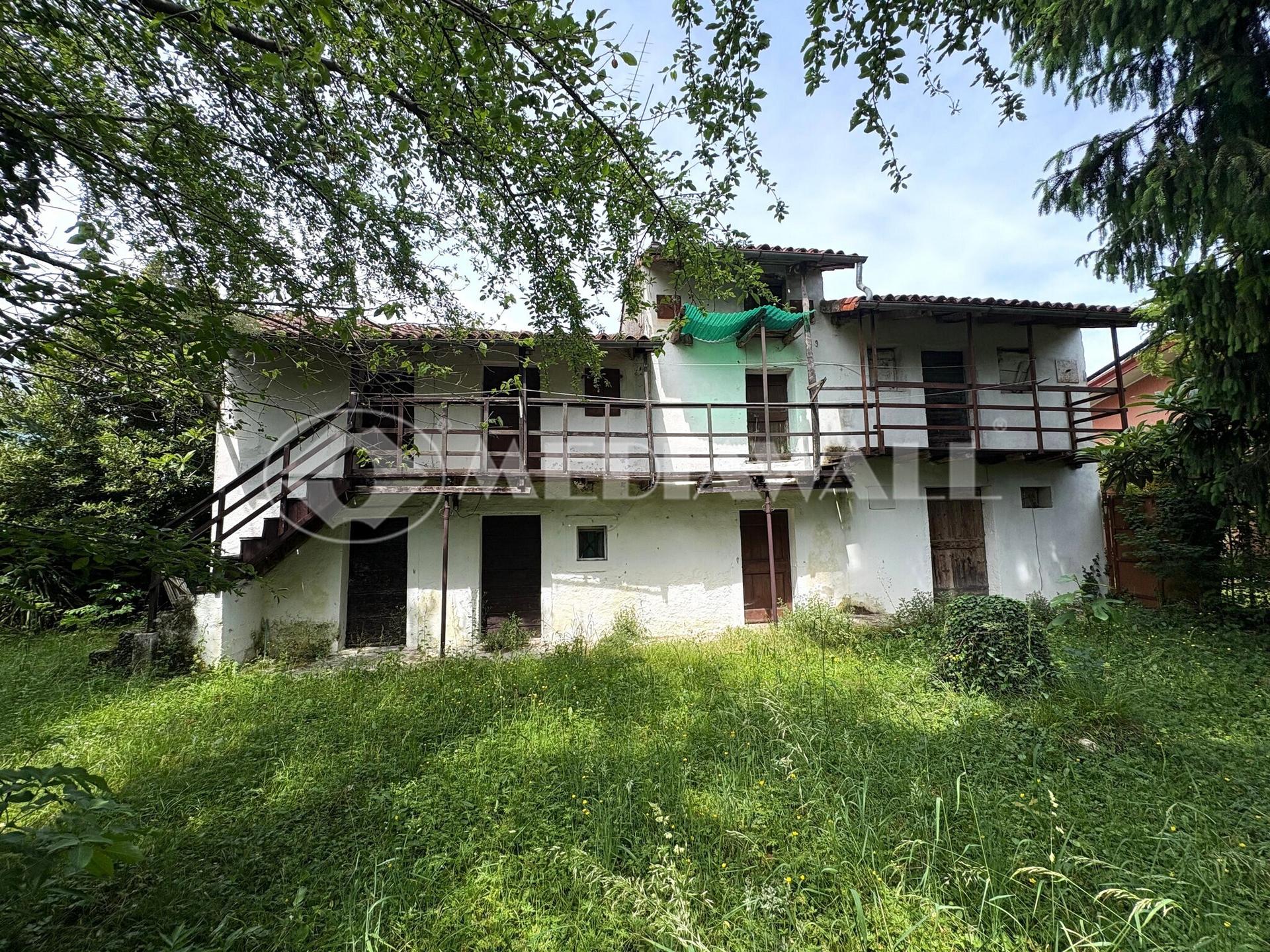 Casa indipendente, Aviano