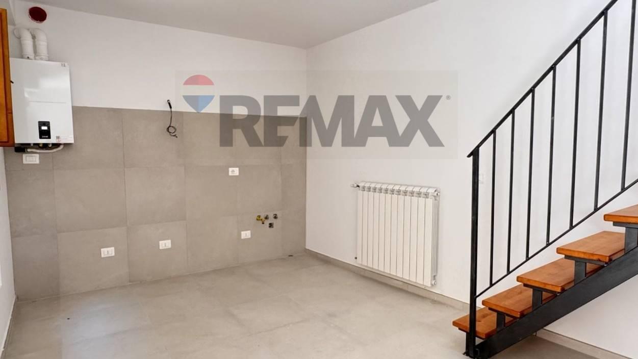 Casa indipendente in Via Centrale 21, L'Aquila