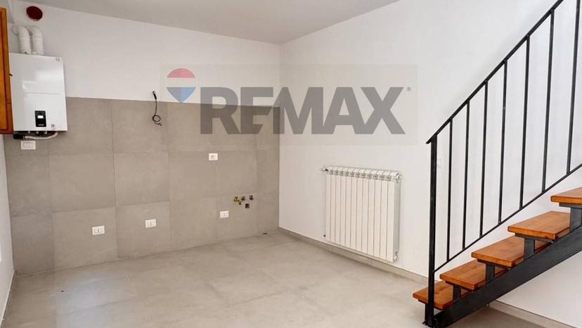 Casa indipendente in Via Centrale 21, L'Aquila