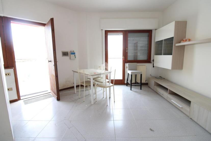 Trilocale in Via Ferruti 116, Montopoli di Sabina — foto 2 di 5